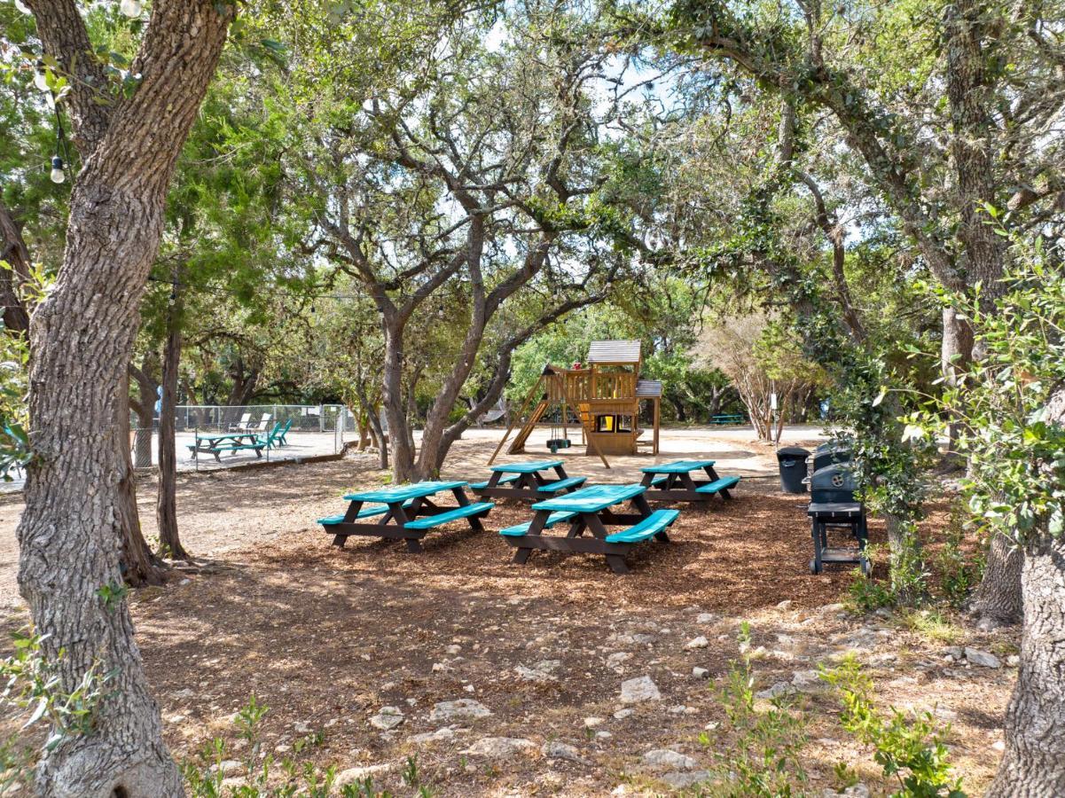 The Claire Hotel Canyon Lake Exteriör bild