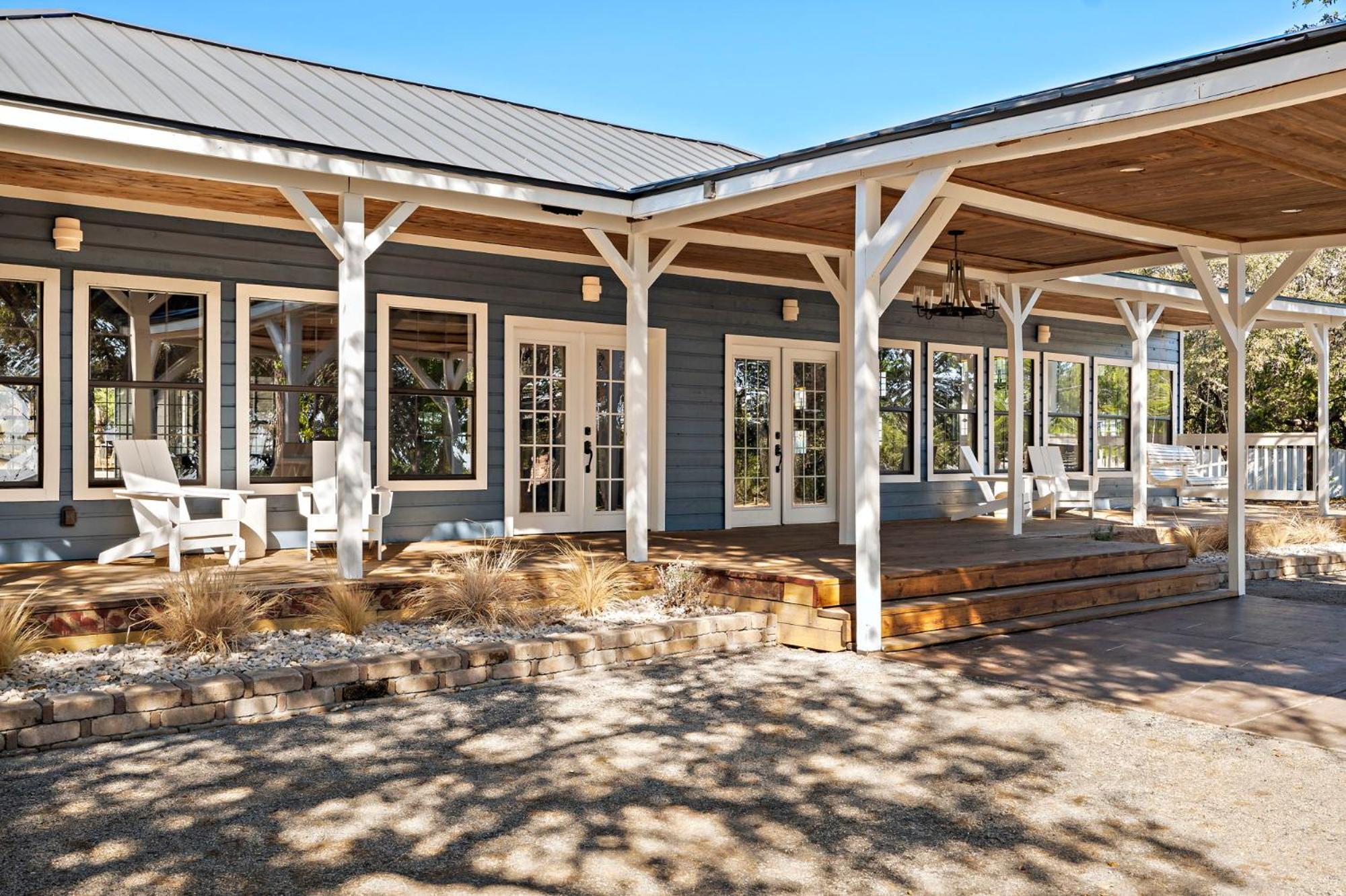 The Claire Hotel Canyon Lake Exteriör bild